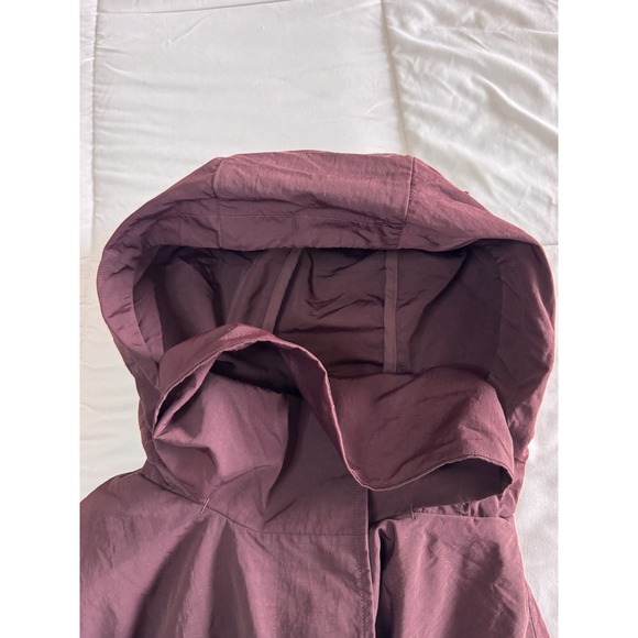 New Lululemon Always Effortless Jacket Size 12 Goodnight Plum W/Hood SOLD OUT - Picture 15 of 16